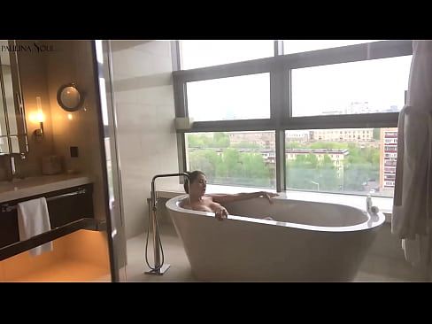 ❤️ Sayang yang luar biasa dengan penuh semangat menyentak vaginanya di kamar mandi ❤ Sex di id.serviporno.ru ️